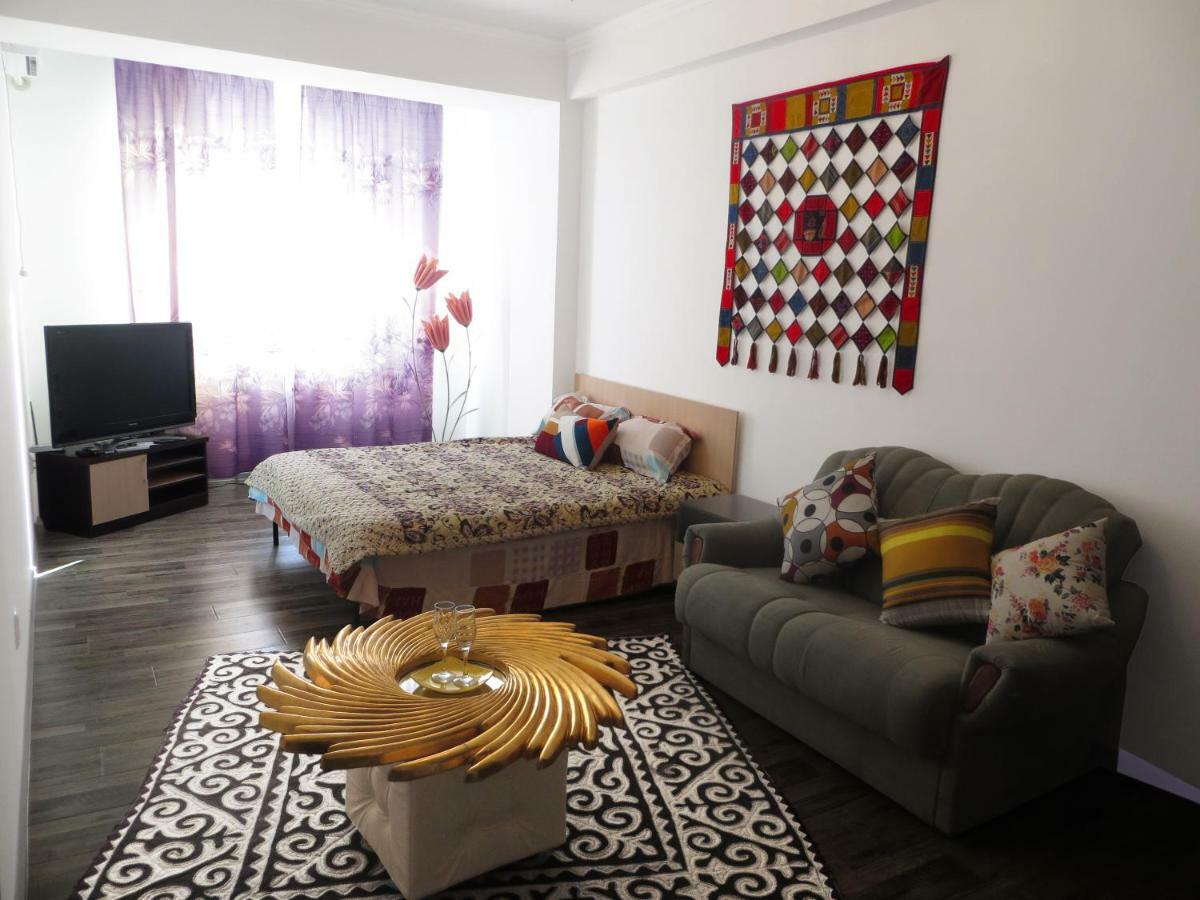 Bishkek House Apartament 外观 照片